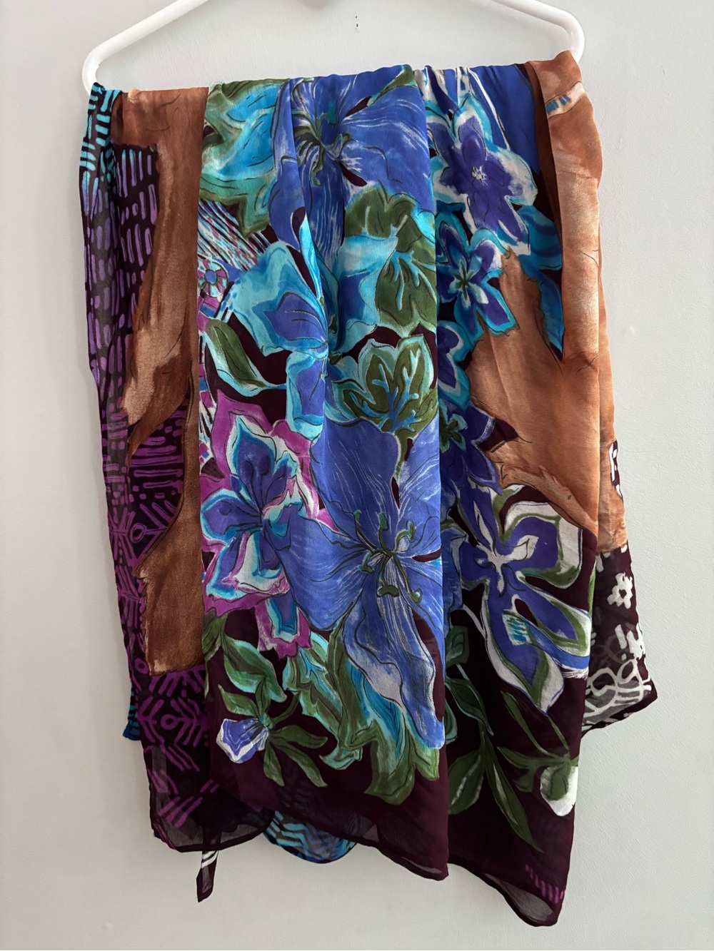 Vintage Gottex Luxury Blue Abstract Graphic Resort Scarf Sarong Wrap Silk Like